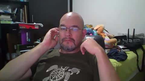 Snapshot of nuevoshowgranlattino chatting on 11-18-25, 01:00 nuevoshowgranlattino online show from 11-18-25, 01:00