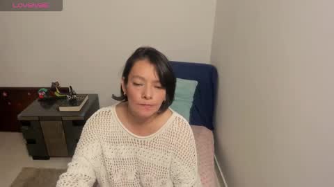 nuit_rose online show from 10-08-25, 01:58