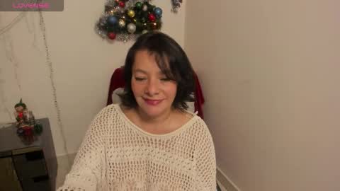 nuit_rose online show from 12-21-25, 02:30