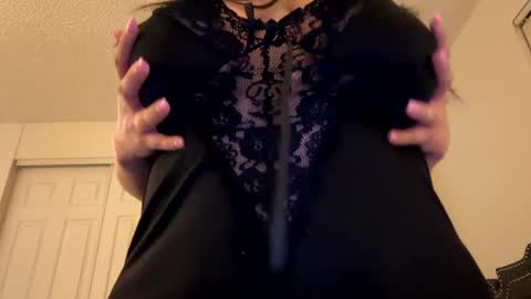 Snapshot of numb__nut chatting on 01-01-25, 04:18 numb__nut online show from 01-01-25, 04:18