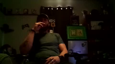 Awwwww Hey Sweetie Pies. Welcome To The Sweetie Pie Lounge. Enjoy The Dad-Cast. SweetCorny Fun-loving Dad Talk. online show from 01-03-25, 08:01