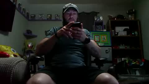 Awwwww Hey Sweetie Pies. Welcome To The Sweetie Pie Lounge. Enjoy The Dad-Cast. SweetCorny Fun-loving Dad Talk. online show from 09-09-25, 10:37