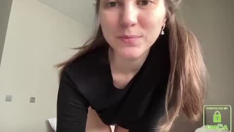 Ema online show from 03-06-26, 09:28