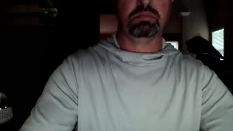 nvrenuff1979 online show from 12-15-25, 12:31