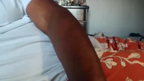 KN online show from 10-22-25, 06:51