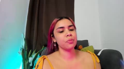 Nia online show from 10-20-25, 10:43