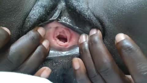 nyashkit online show from 11-10-25, 10:20