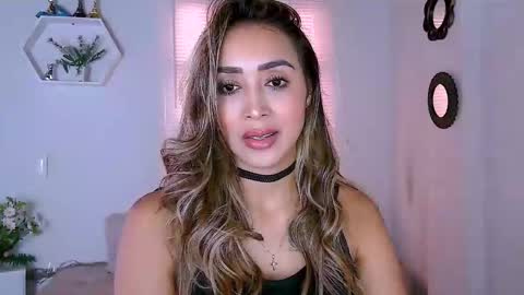 Nycole online show from 02-13-25, 08:34