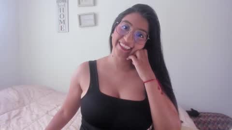 Snapshot of nykhor_paul chatting on 11-30-25, 07:40 Vanessa online show from 11-30-25, 07:40