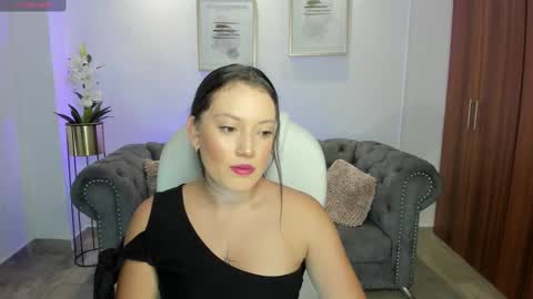 Snapshot of nylaa_rose chatting on 10-02-25, 06:48 nylaa_rose online show from 10-02-25, 06:48