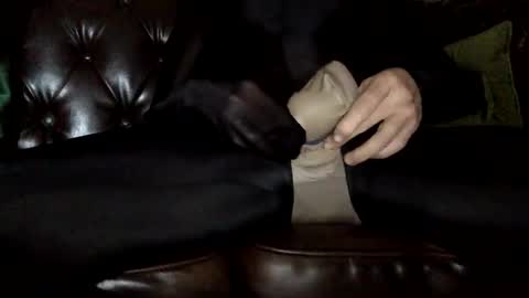 nylon2412 online show from 09-11-25, 07:52