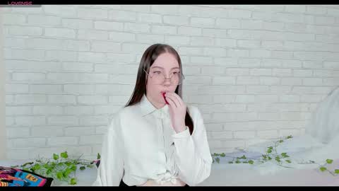 Kat online show from 01-08-26, 04:53