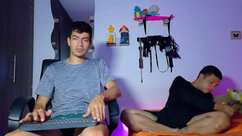 David and Steven Independents online show from 09-17-25, 01:07