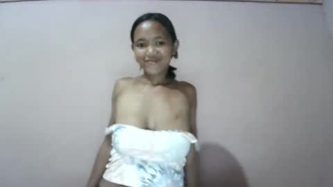 Snapshot of nympholinha chatting on 01-31-25, 06:03 nympholinha online show from 01-31-25, 06:03