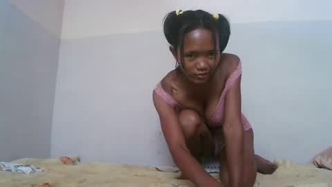 Snapshot of nympholinha chatting on 02-06-25, 08:07 nympholinha online show from 02-06-25, 08:07