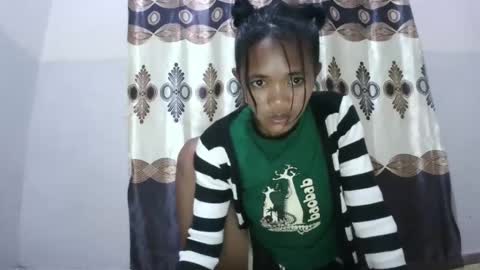 Snapshot of nympholinha chatting on 03-02-25, 07:23 nympholinha online show from 03-02-25, 07:23