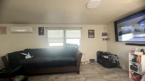 nymphomaticbaby online show from 11-25-25, 06:41