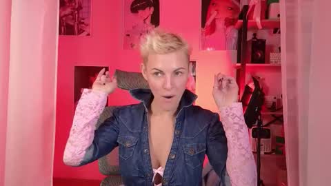 nymphvariety online show from 11-25-25, 05:18