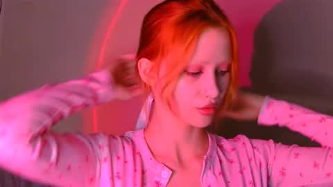 Snapshot of nyra_thira chatting on 10-13-25, 06:19 nyra_thira online show from 10-13-25, 06:19