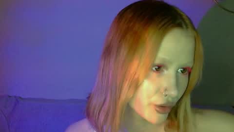 Snapshot of nyra_thira chatting on 10-17-25, 11:51 nyra_thira online show from 10-17-25, 11:51