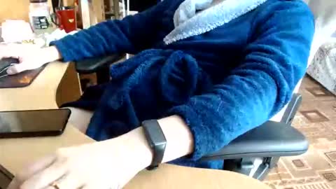 Tom online show from 01-15-26, 07:35