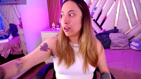 Alex   .    online show from 02-22-26, 11:58