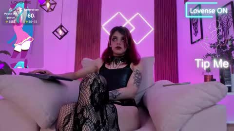  Nyxx  online show from 11-12-25, 11:47