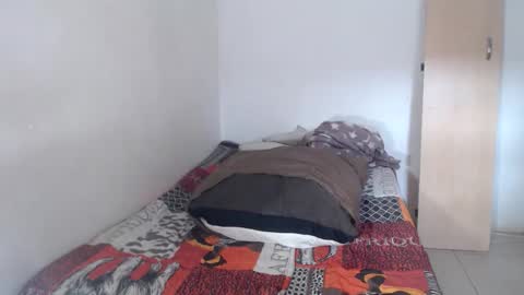 obsessedmimi online show from 10-18-25, 07:31