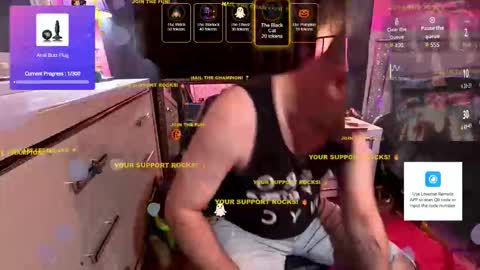 Snapshot of obsidian_stallion chatting on 10-19-25, 01:17 Obsidian stallion online show from 10-19-25, 01:17