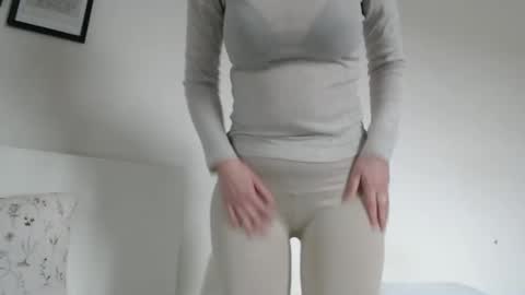 Snapshot of ocean_eyess_ chatting on 02-24-25, 02:26 Kate my ONLYFANS katy ocean online show from 02-24-25, 02:26