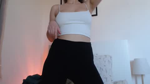 Snapshot of ocean_eyess_ chatting on 02-25-26, 01:43 Kate my ONLYFANS katy ocean online show from 02-25-26, 01:43