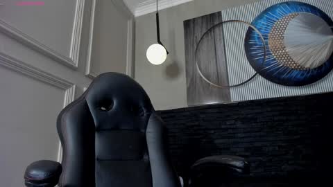Snapshot of octavia_rouse chatting on 01-31-25, 04:06 independent model online show from 01-31-25, 04:06