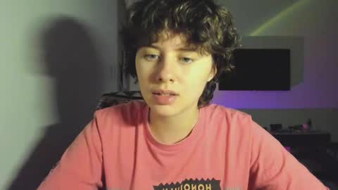 Snapshot of octopussy69x chatting on 11-26-25, 03:57 Evie online show from 11-26-25, 03:57