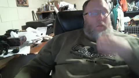 Snapshot of oddobsessions chatting on 03-28-26, 02:11 oddobsessions online show from 03-28-26, 02:11