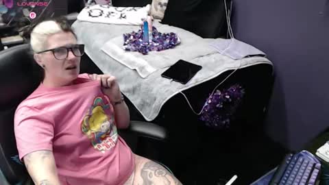 Oddy With A Body online show from 02-12-26, 05:57