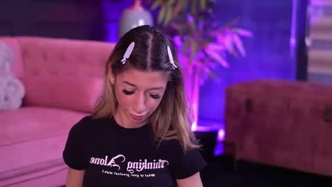 Odette online show from 02-10-26, 05:44