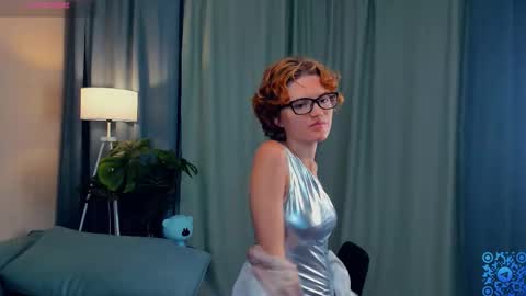 Eli online show from 10-27-25, 04:16