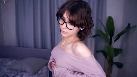 Thea online show from 10-22-25, 07:02