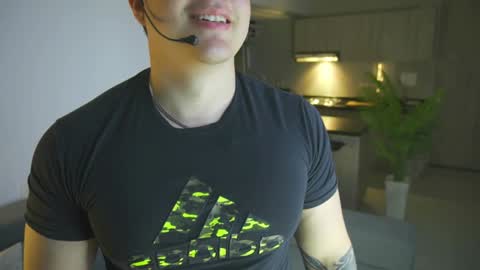 Snapshot of odin_blake chatting on 01-29-25, 03:33 ODIN online show from 01-29-25, 03:33