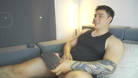 Snapshot of odin_blake chatting on 02-08-25, 02:26 ODIN online show from 02-08-25, 02:26