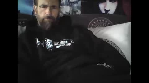 Snapshot of oedipe666 chatting on 10-01-25, 04:35 oedipe666cam online show from 10-01-25, 04:35