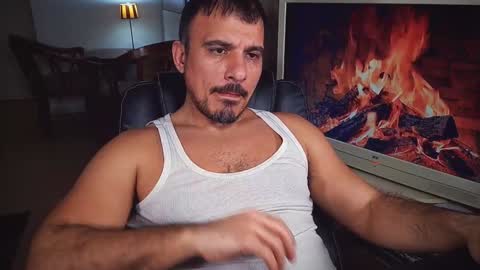 officeman7 online show from 02-04-25, 09:41