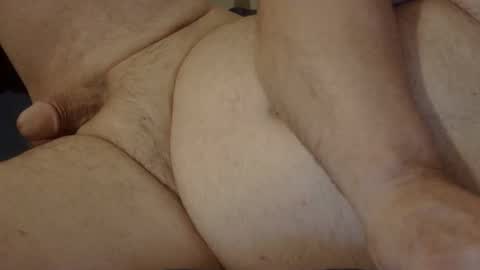 Snapshot of offsides10 chatting on 11-14-25, 07:40 WantsToTryACouple online show from 11-14-25, 07:40