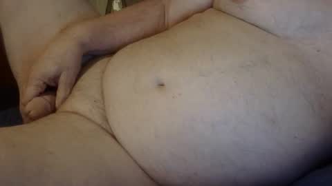 Snapshot of offsides10 chatting on 11-30-25, 02:48 WantsToTryACouple online show from 11-30-25, 02:48