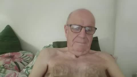 oggi95 online show from 10-17-25, 02:30