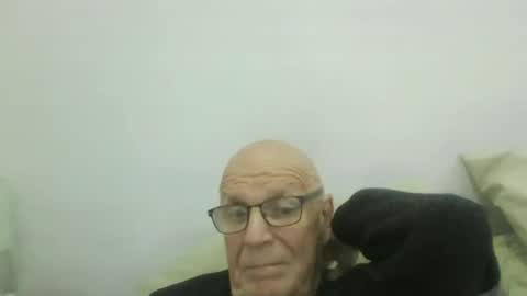 oggi95 online show from 11-14-25, 04:17