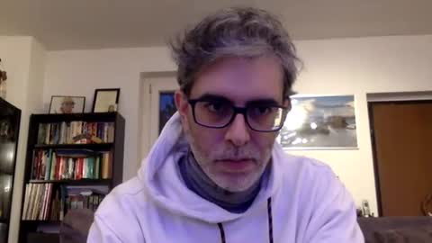 Snapshot of oggs48 chatting on 02-16-25, 05:15 oggs48 online show from 02-16-25, 05:15