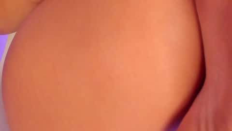 Holly online show from 12-22-24, 07:44