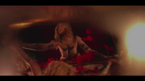 your dear Lilith Chapman online show from 10-17-25, 03:53