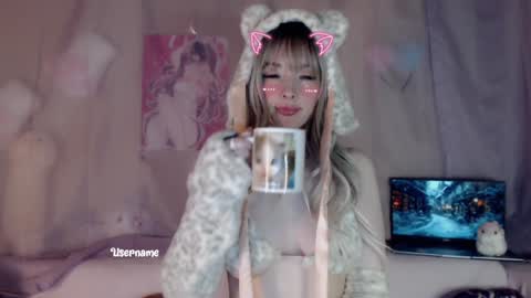 Milly online show from 01-22-25, 05:16